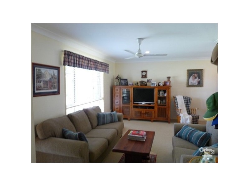 8 McKillop St, Rothwell QLD 4022