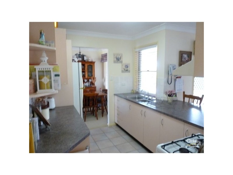 8 McKillop St, Rothwell QLD 4022