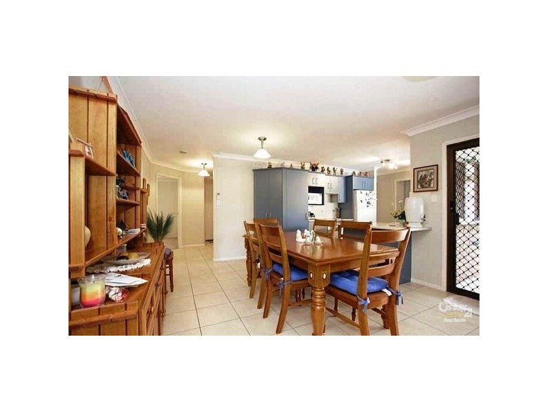 4 Morris Rd, Kippa-ring QLD 4021