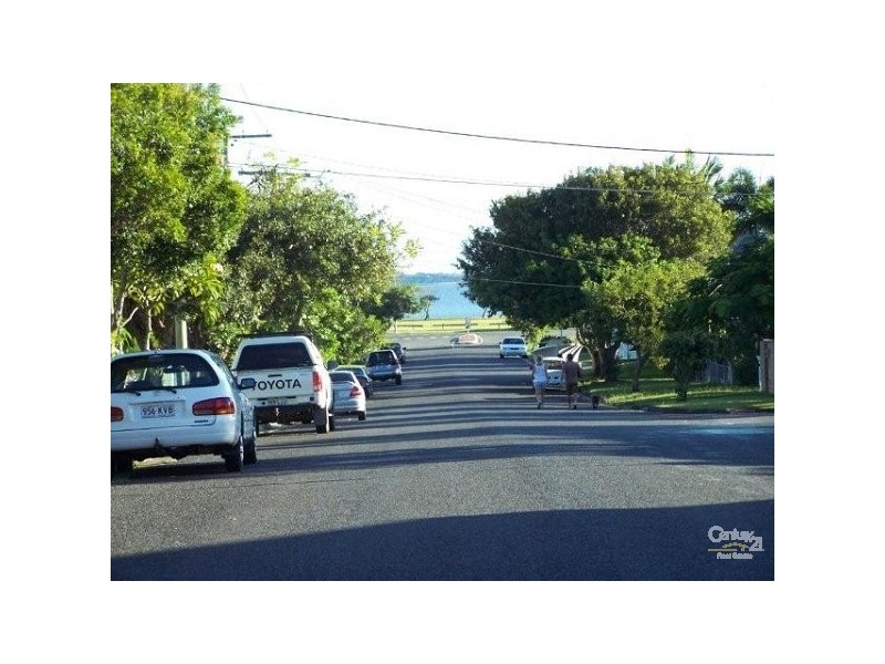 36 Donald Street, Woody Point QLD 4019