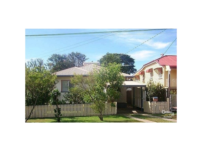 30 LOUIS, Redcliffe QLD 4020