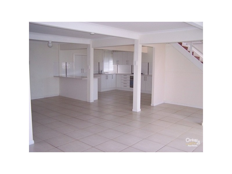 82 Ellen Street, Woody Point QLD 4019