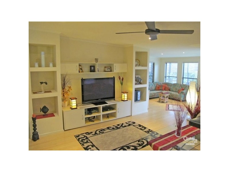 66 Fleet Drive, Kippa-ring QLD 4021