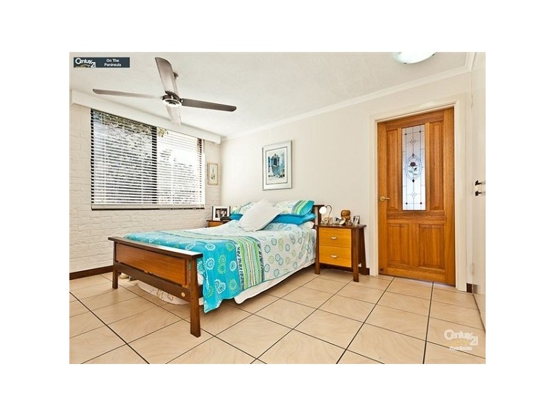 2/108 Prince Edward Parade, Scarborough QLD 4020