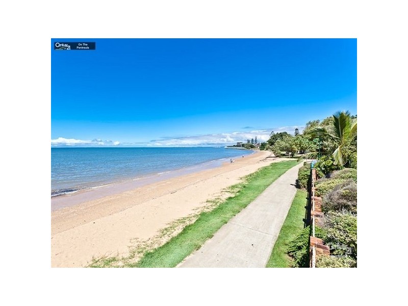 2/108 Prince Edward Parade, Scarborough QLD 4020