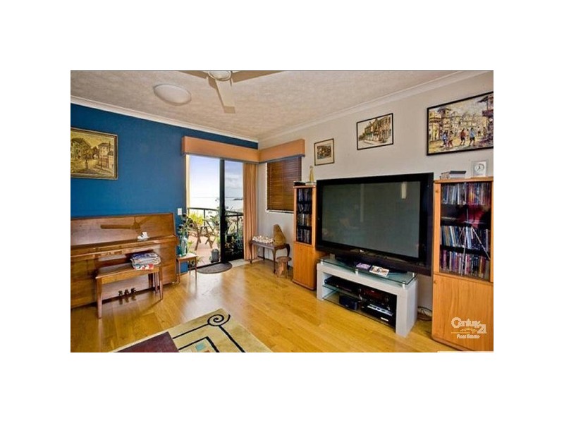 10/81 Marine Parade, Redcliffe QLD 4020