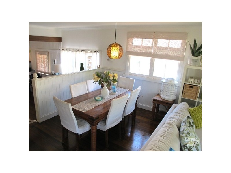 9 Hardiman Street, Woody Point QLD 4019