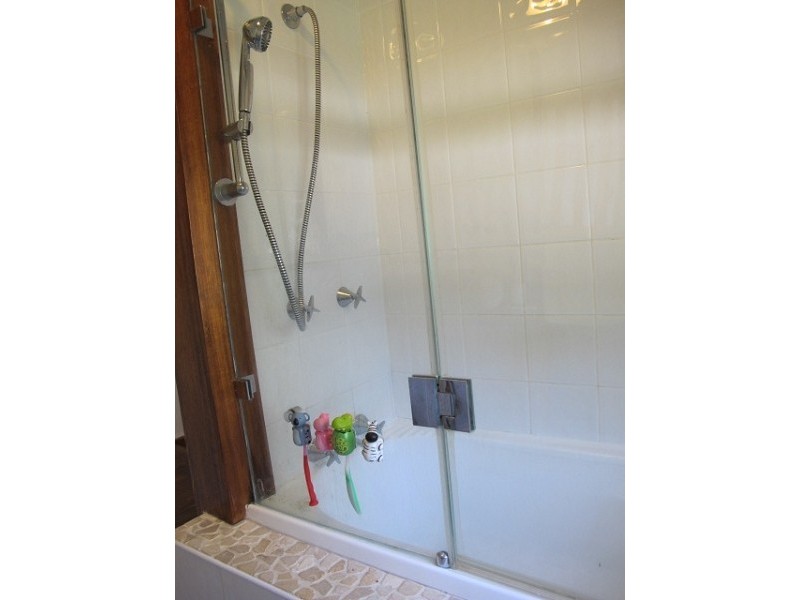 9 Hardiman Street, Woody Point QLD 4019