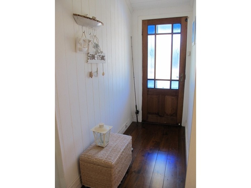 9 Hardiman Street, Woody Point QLD 4019