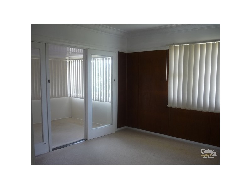 15 John Street, Redcliffe QLD 4020