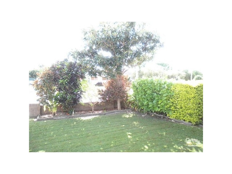 15 Fifth Avenue, Scarborough QLD 4020