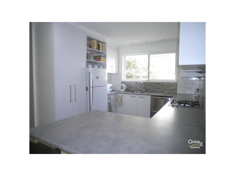15 Fifth Avenue, Scarborough QLD 4020