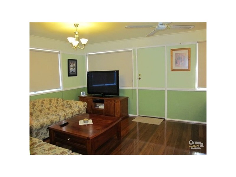 52 Gertrude Street, Redcliffe QLD 4020