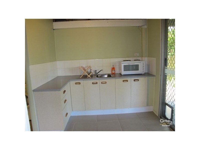 52 Gertrude Street, Redcliffe QLD 4020