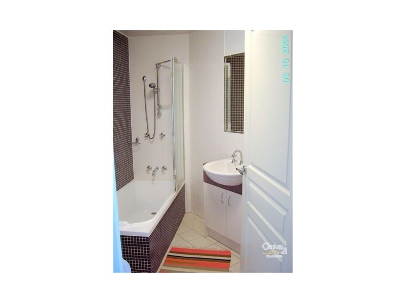 11/76 John Street, Redcliffe QLD 4020