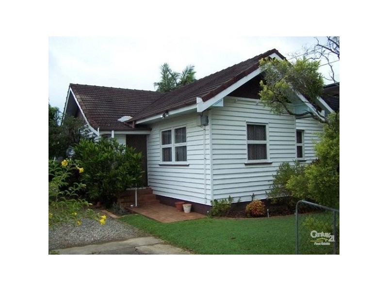 41 Arthur Street, Woody Point QLD 4019