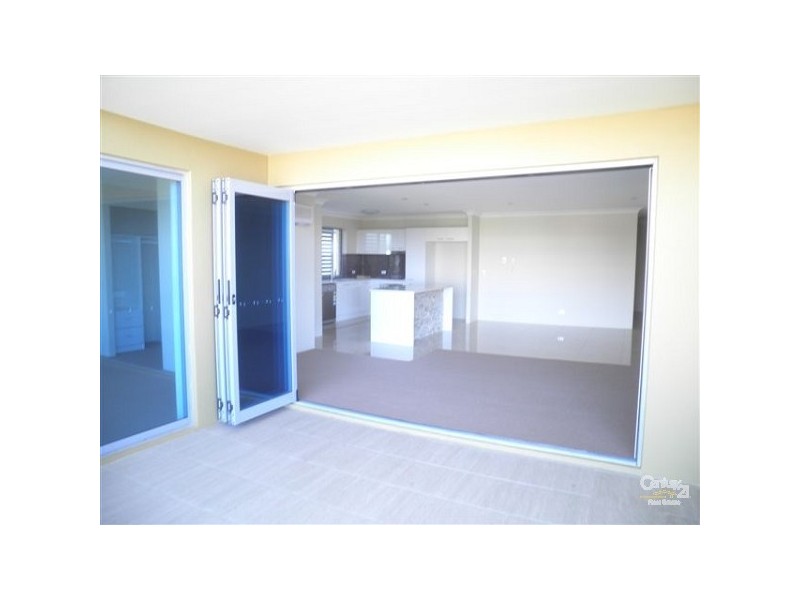 13/8 Georgina Street, Woody Point QLD 4019