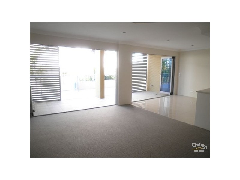 6/8 Georgina Street, Woody Point QLD 4019