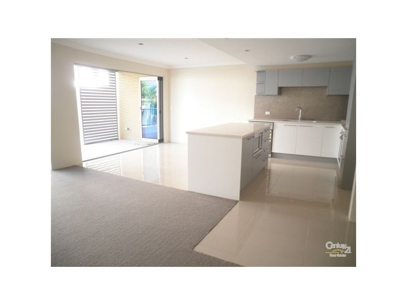 6/8 Georgina Street, Woody Point QLD 4019