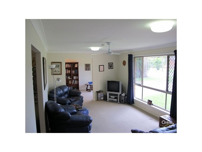 5 Solomon Court, Kippa-ring QLD 4021