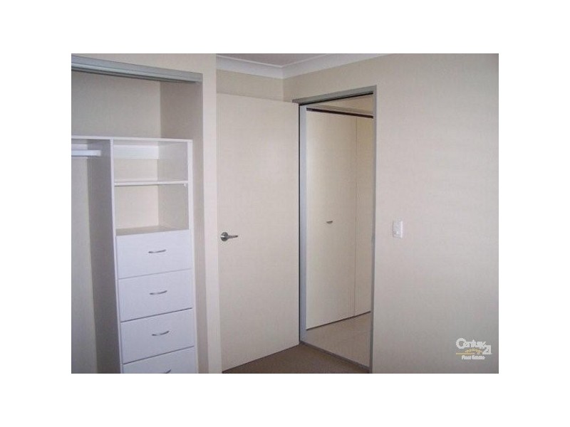 11/8-10 Georgina Street, Woody Point QLD 4019