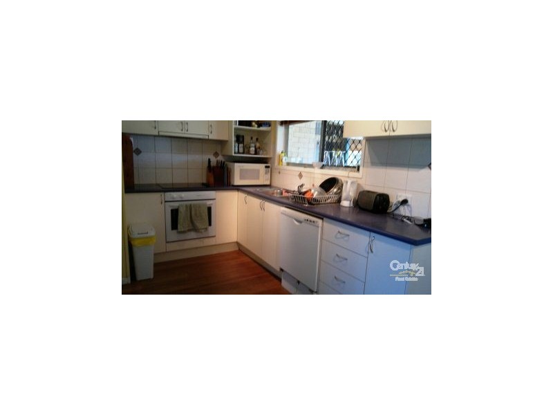 4 Hungerford St Kippa Ring, Kippa-ring QLD 4021