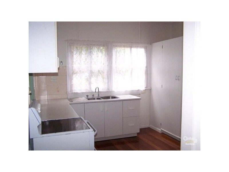 41 Arthur Street, Woody Point QLD 4019