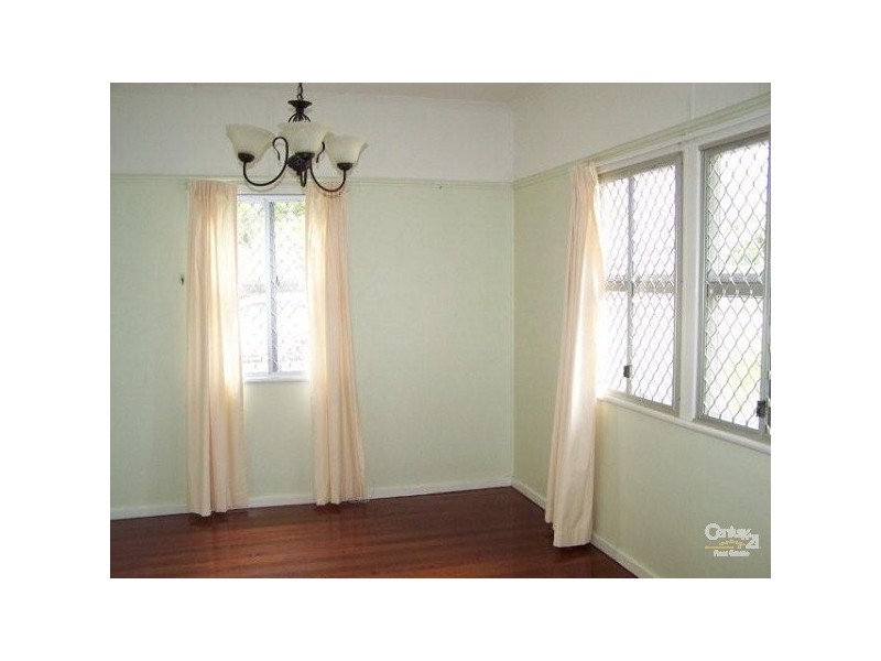 41 Arthur Street, Woody Point QLD 4019