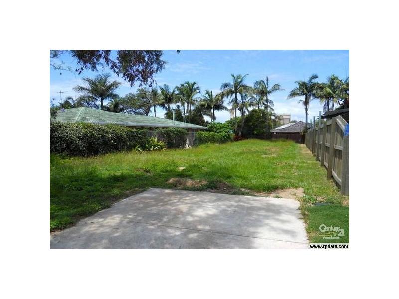 4 b Richens  RD, Redcliffe QLD 4020