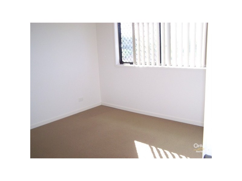6/3 Rock Street, Scarborough QLD 4020