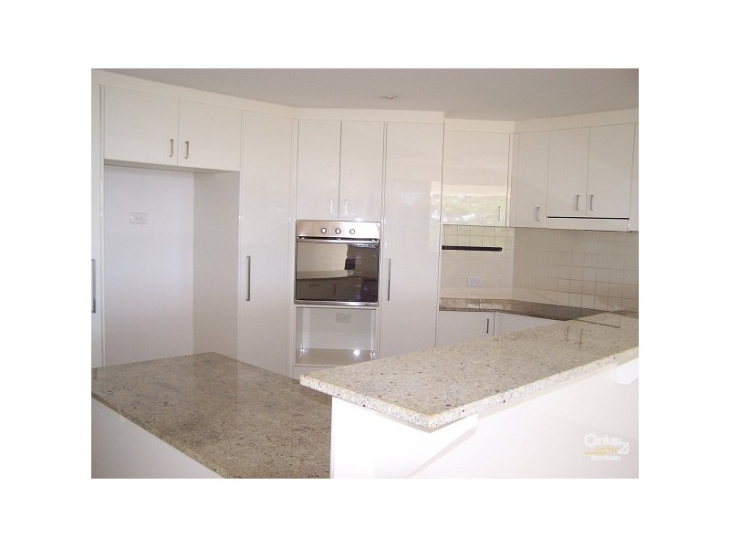 6/3 Rock Street, Scarborough QLD 4020