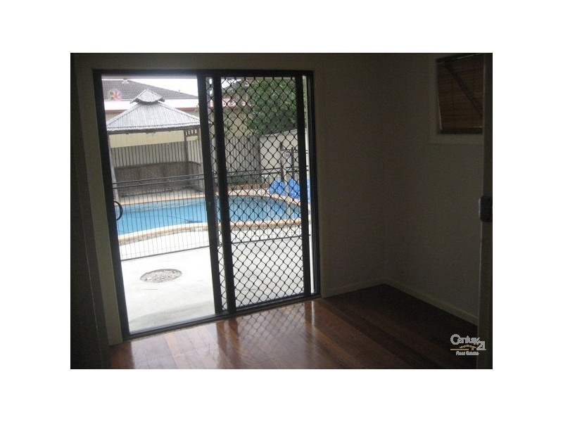 26 Kalimna Drive, Clontarf QLD 4019
