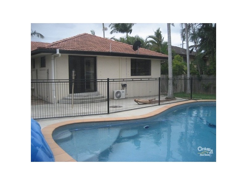 26 Kalimna Drive, Clontarf QLD 4019