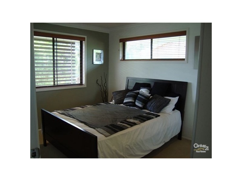 2 Magnolia Street, Margate QLD 4019