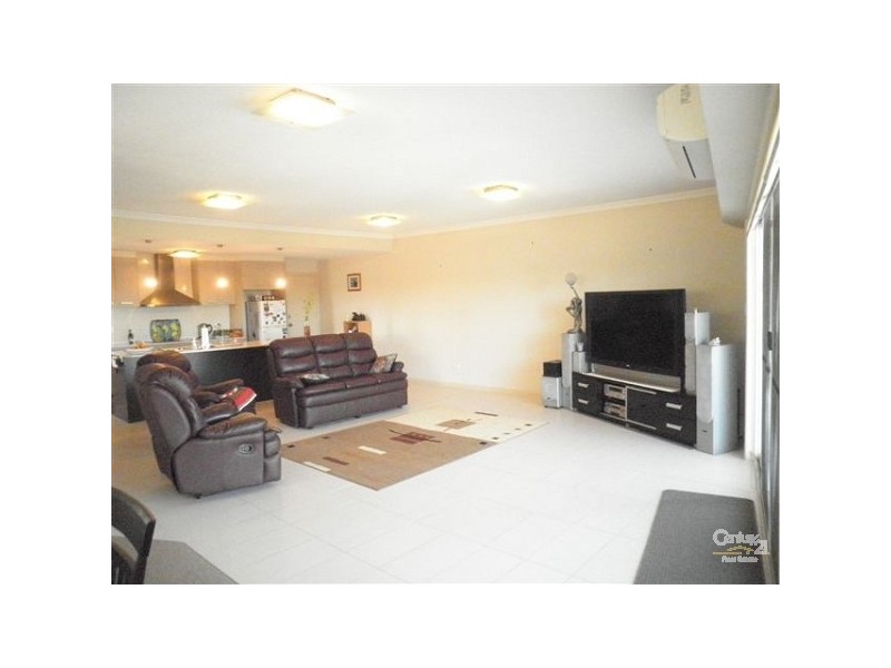 12-26 Sydney Street, Redcliffe QLD 4020