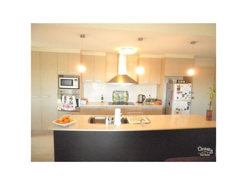 12-26 Sydney Street, Redcliffe QLD 4020