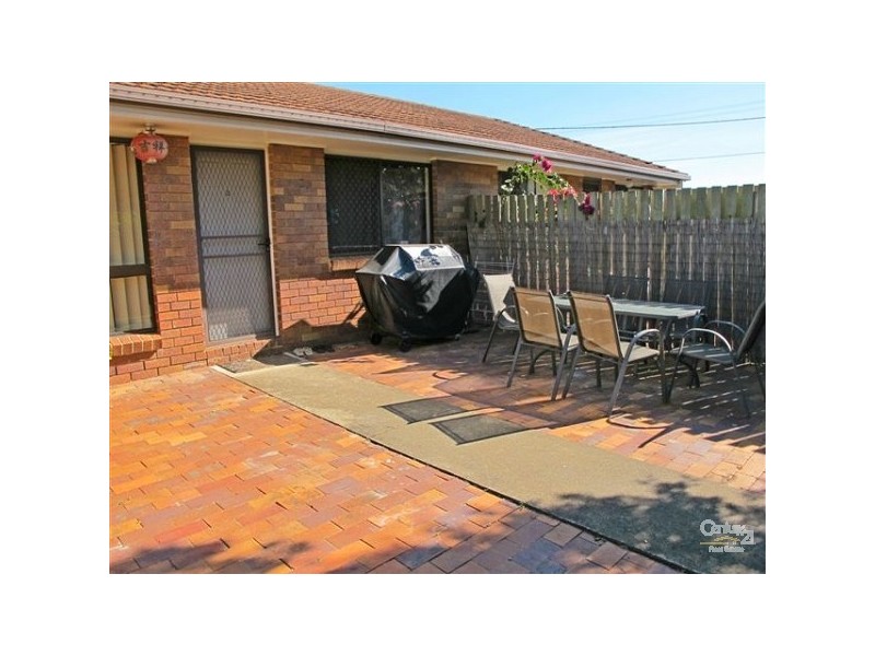 2/9 Queen Street, Scarborough QLD 4020