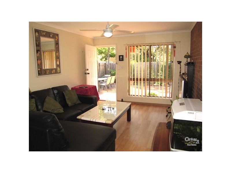 2/9 Queen Street, Scarborough QLD 4020