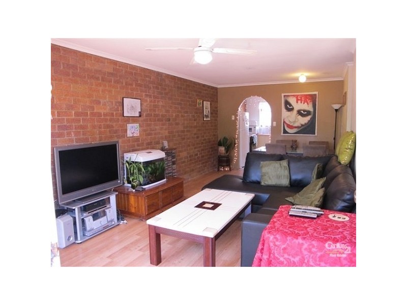 2/9 Queen Street, Scarborough QLD 4020