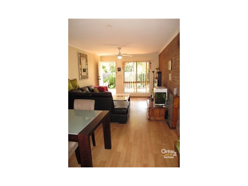 2/9 Queen Street, Scarborough QLD 4020