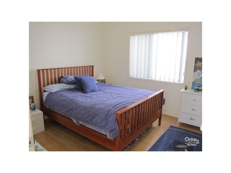 4 Kristen Ct, Redcliffe QLD 4020