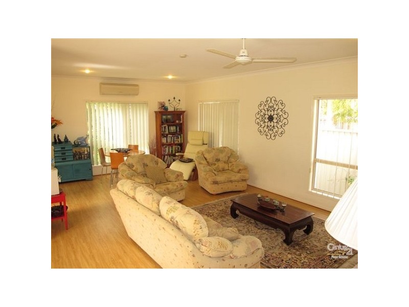 4 Kristen Ct, Redcliffe QLD 4020