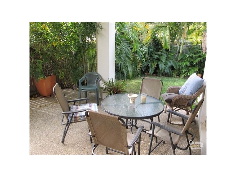 4 Kristen Ct, Redcliffe QLD 4020