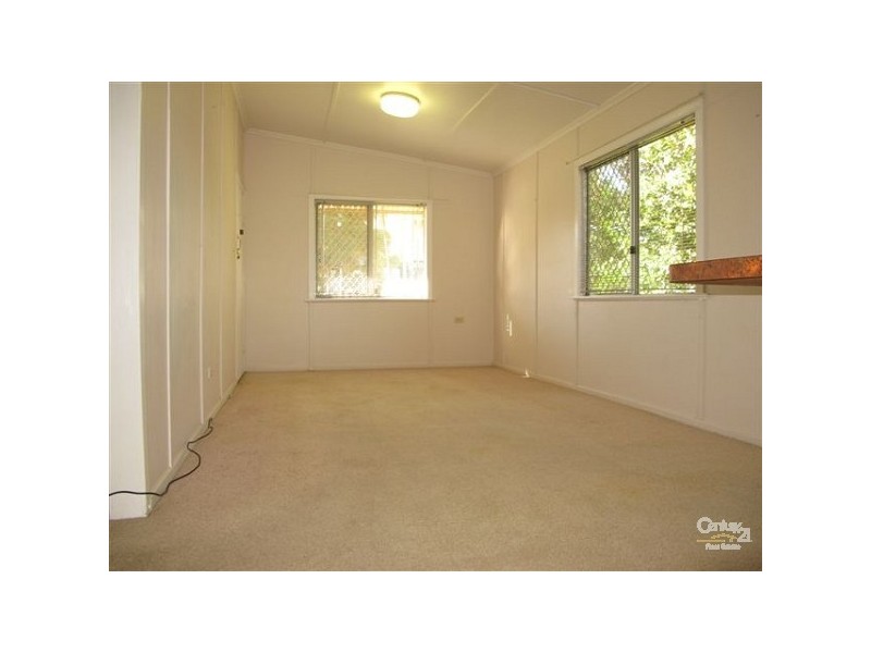 16 Tainton Street, Clontarf QLD 4019