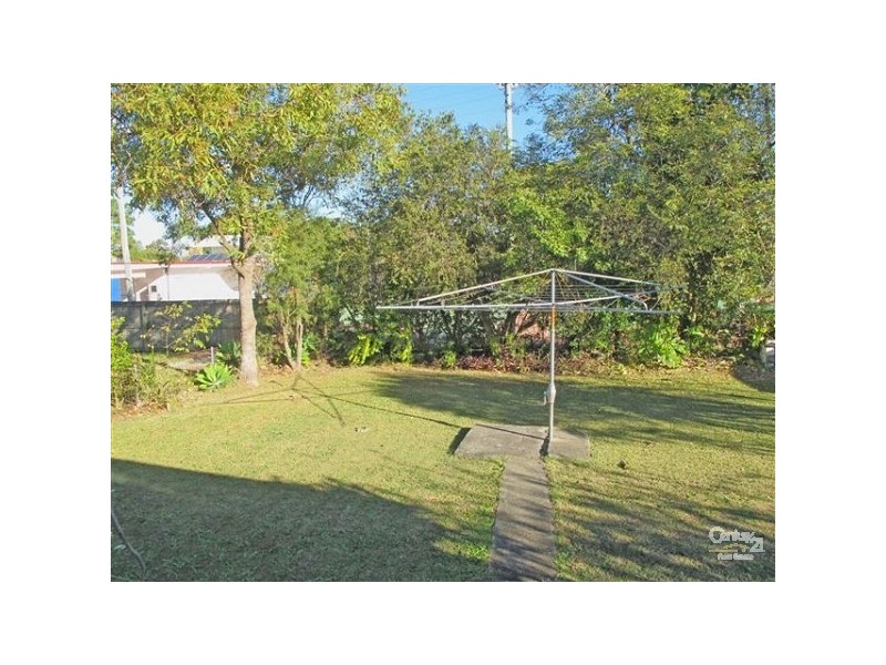 16 Tainton Street, Clontarf QLD 4019