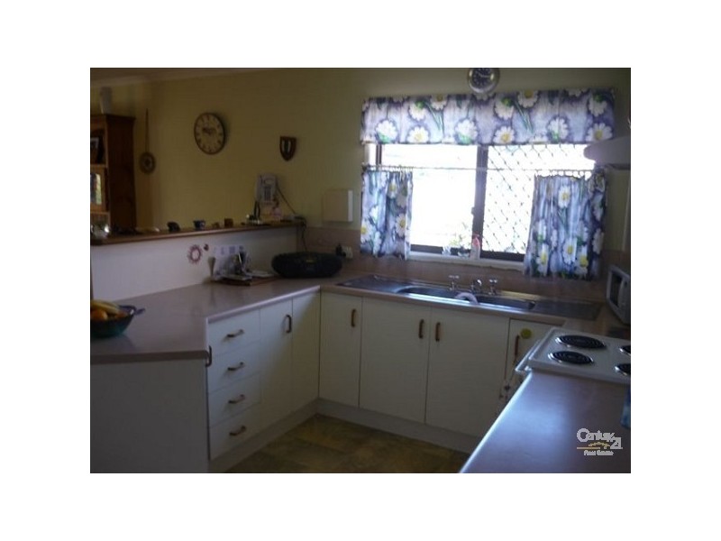 8 Kareela Ct, Kippa-ring QLD 4021