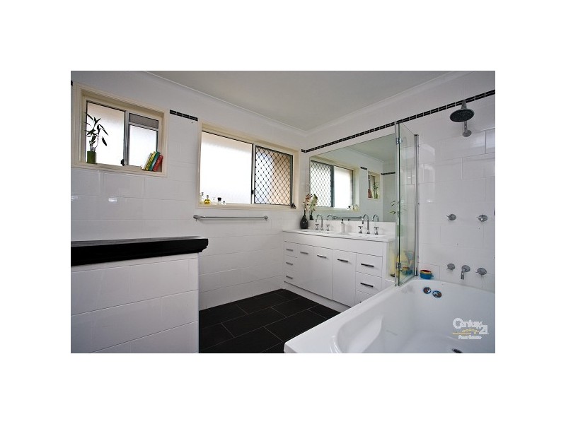 5 Webb Street, Margate QLD 4019