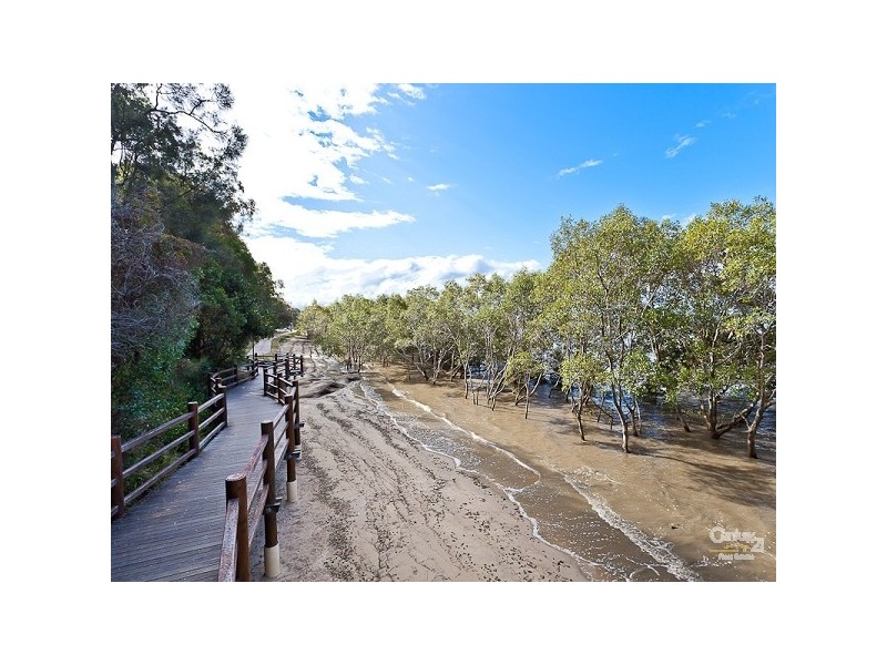 42 Bancroft Street, Deception Bay QLD 4508