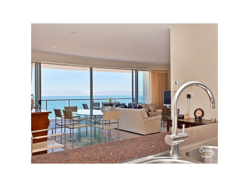 25/142 Prince Edward Parade, Scarborough QLD 4020