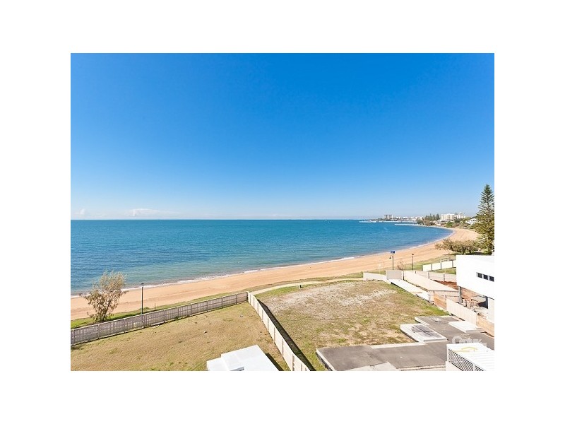 25/142 Prince Edward Parade, Scarborough QLD 4020